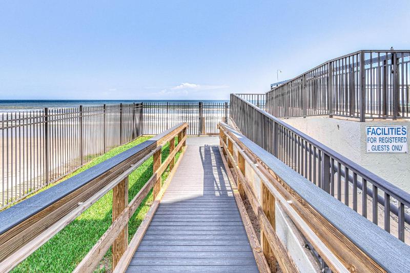 Ocean Trillium 803 - A 1 Bedroom Condo With Beautiful Ocean Views - image 3