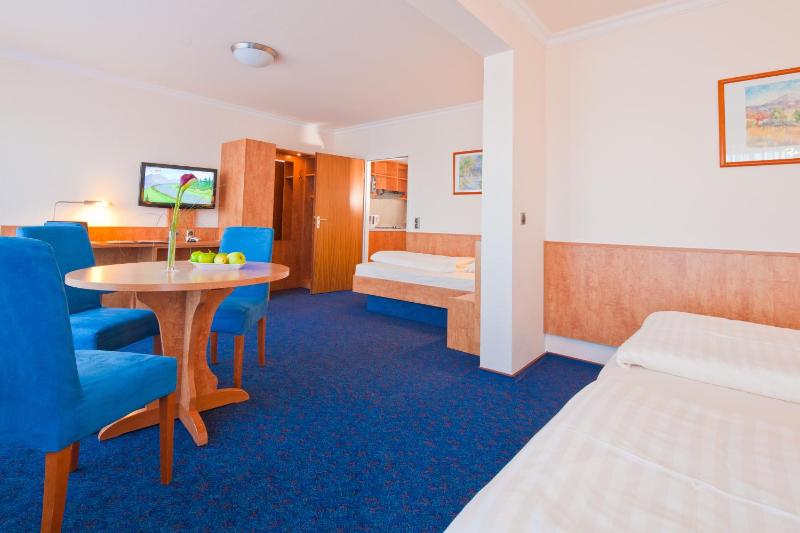 Triple Room image 1