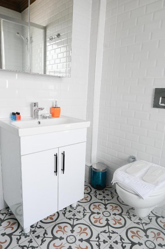 Double Room with Sea View image 2