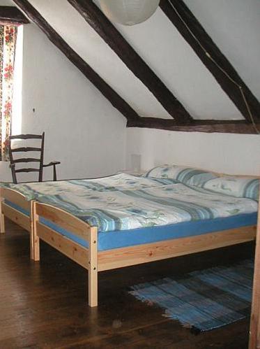 Two-Bedroom House image 2