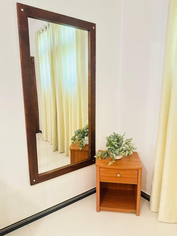 Kandy Lakeside Escape - image 9