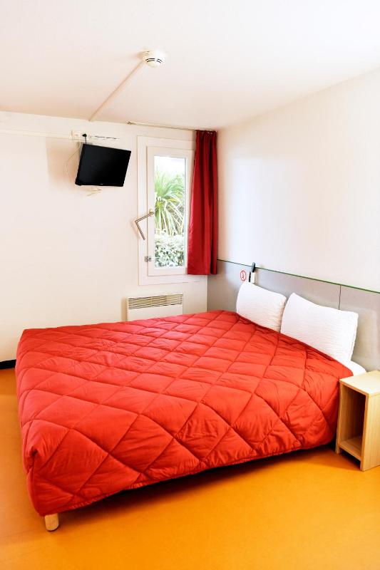 Double Room with 1 Double Bed image 2