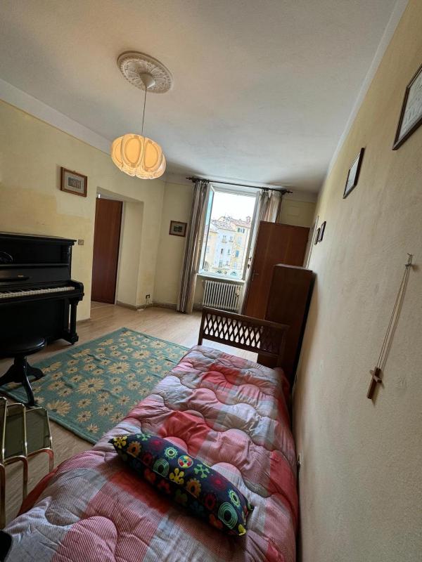 Family Two-Bedroom Apartment with View image 1