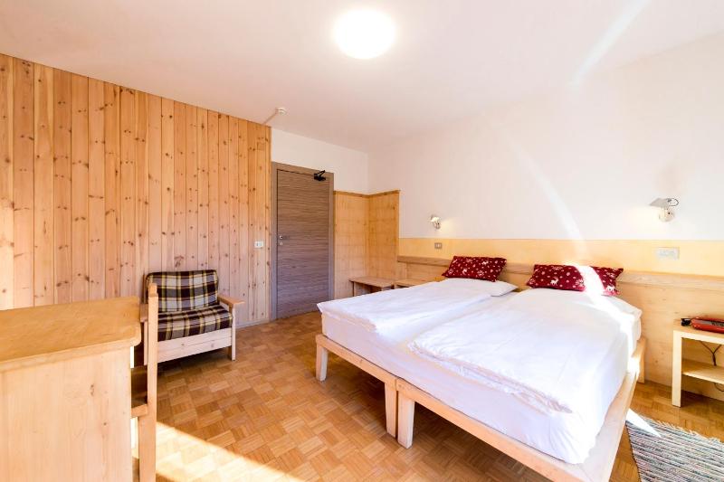 Triple Room image 4