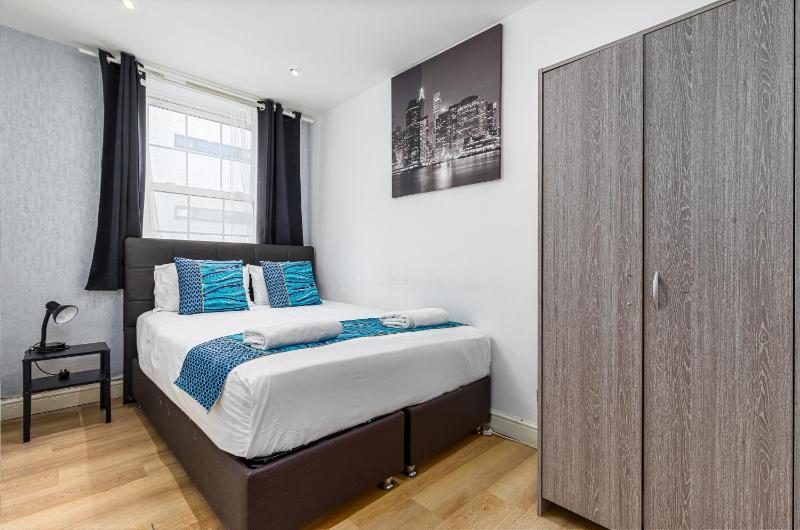 Deluxe Apartment image 1