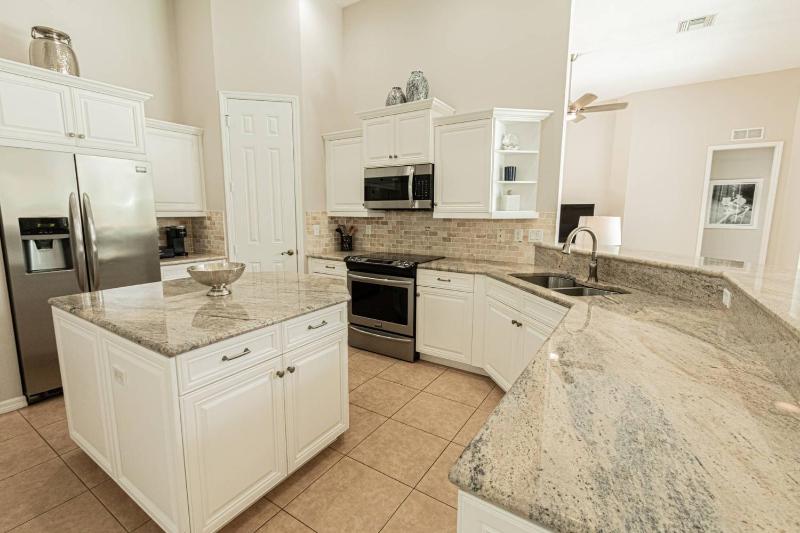Briarwood- Tivoli Dr - image 15