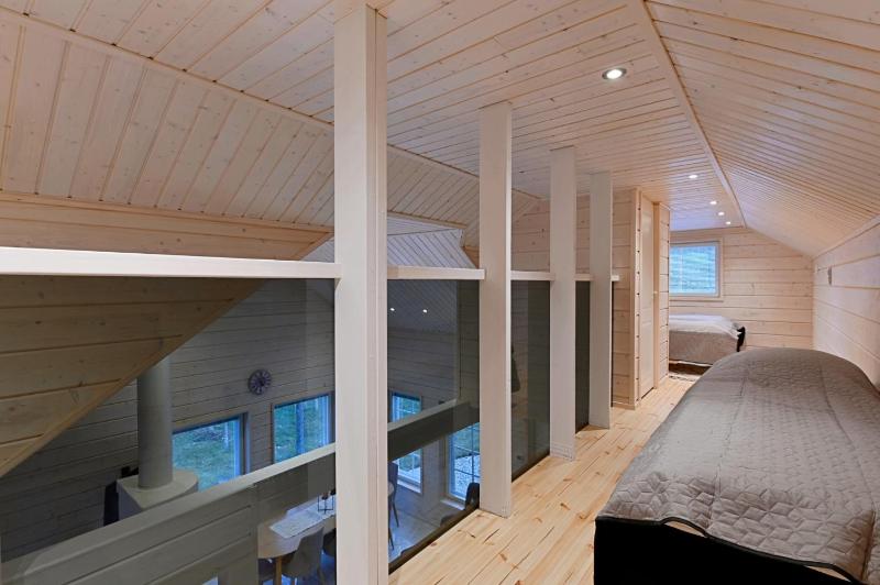 Holiday Cabin Northern Highlight next to Reindeer Farm Outdoor Hot Tub with fee Skiroom included - image 23