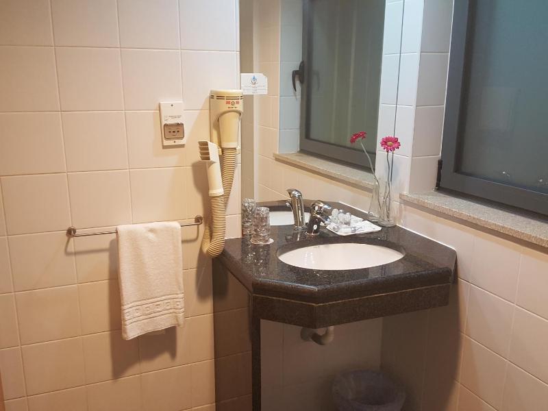 Triple Room image 3