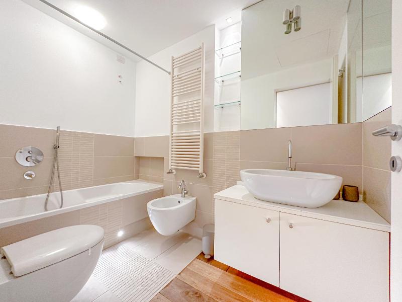 Montenapoleone Luxury Suite - image 13