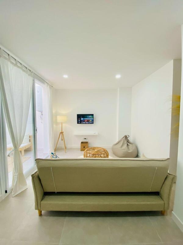 SHR046 Moderno apartamento en el centro de Nerja - image 19
