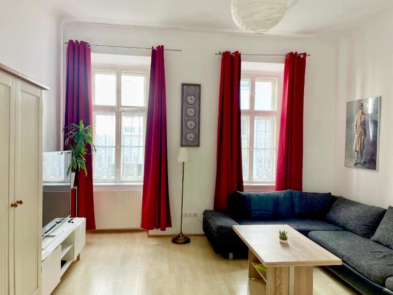Cozy one bedroom apartment in Vienna - image 2