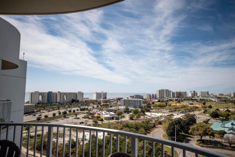 Amazing Pools Tennis Playground in Destin FL - image 9