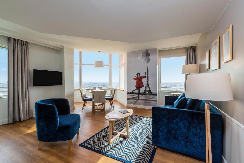 One-Bedroom Apartment image 2