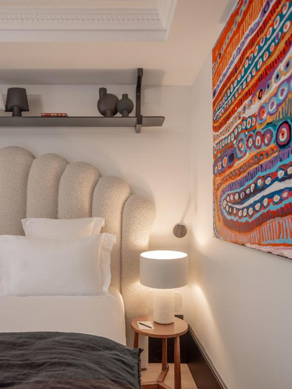 One-Bedroom Standard Apartment image 2