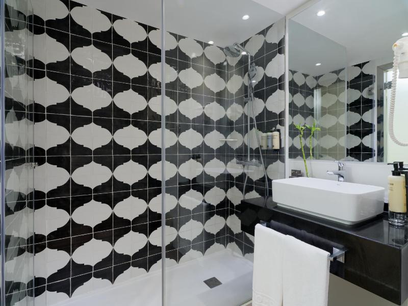 Double or Twin Room image 1