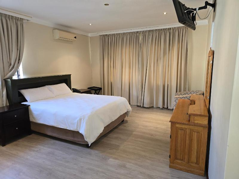 BK Lodge - image 12