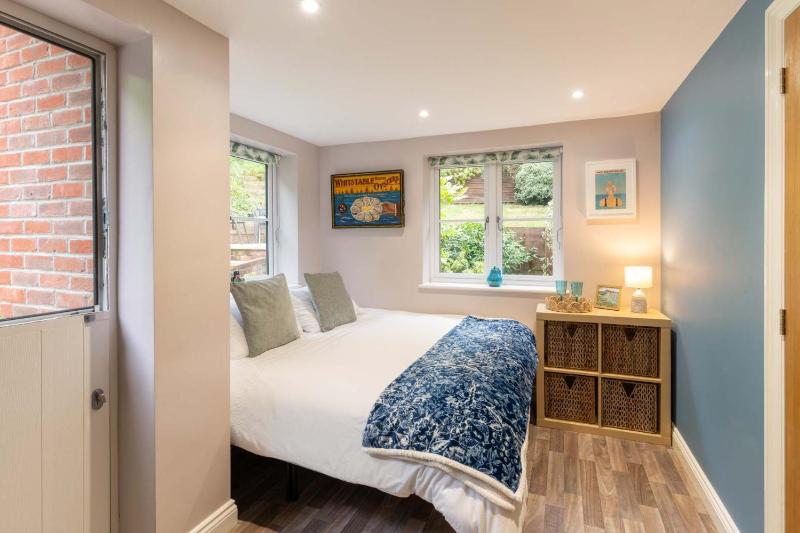 Host & Stay - Clearmount Cottage - image 17