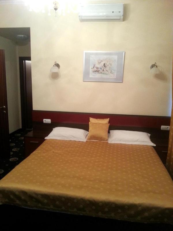 Superior Suite image 2
