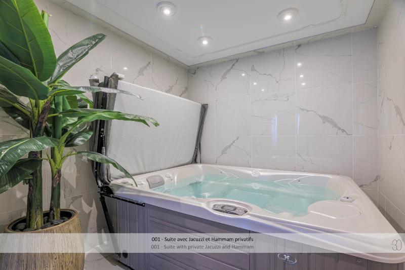 Suite with Jacuzzi Hammam  image 4