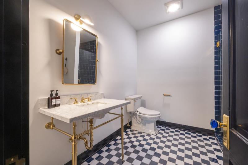 Suite image 2