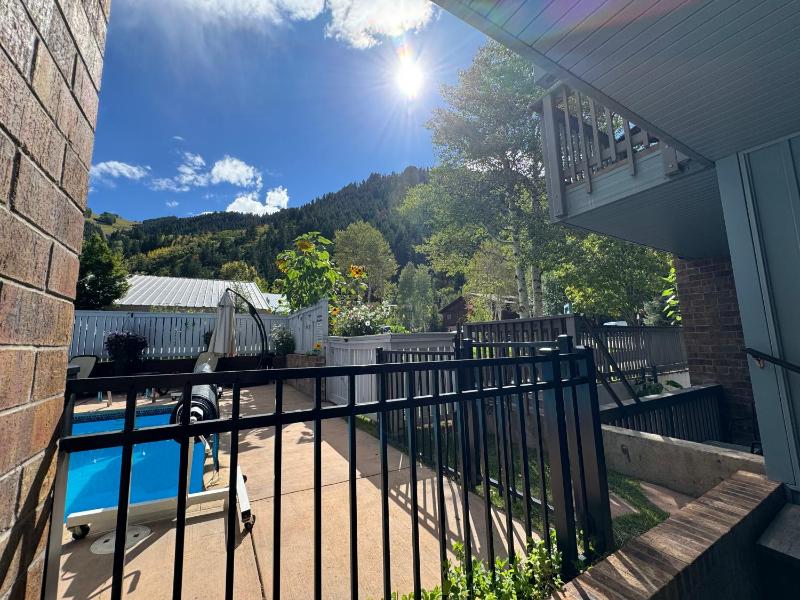 Shadow Mountain Lodge - image 19