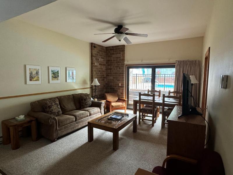 Shadow Mountain Lodge - image 31