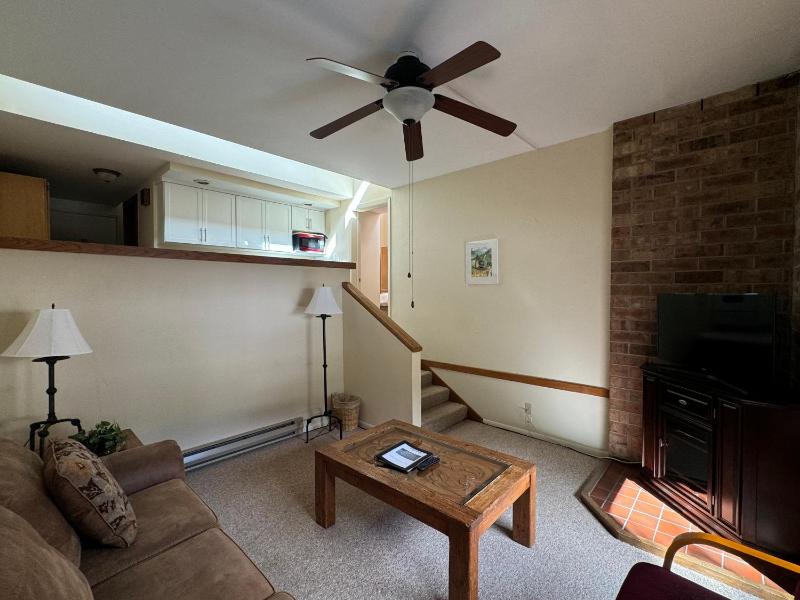 Shadow Mountain Lodge - image 18