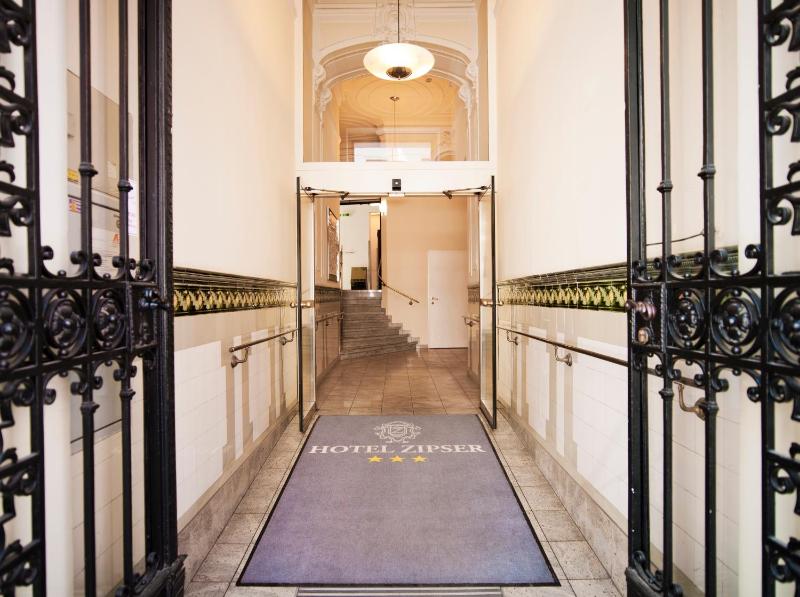 Hotel Zipser - image 1