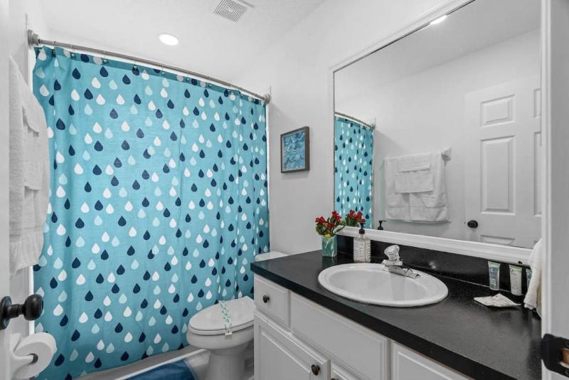 Tropical 7BR Heated Pool Pet Friendly Disney - image 42