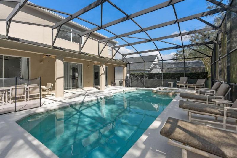 Tropical 7BR Heated Pool Pet Friendly Disney - image 48