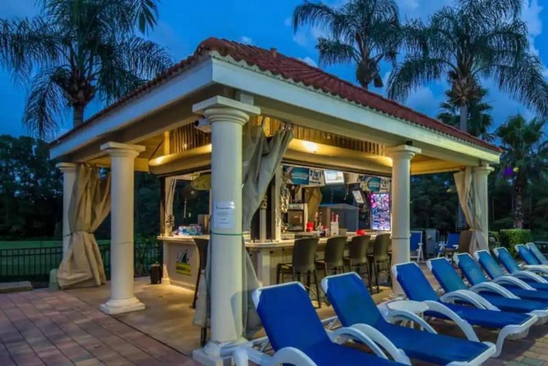 Tropical 7BR Heated Pool Pet Friendly Disney - image 33