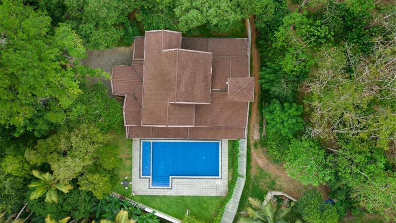 Tara Garden Sri Lanka - luxury colonial villa - image 35