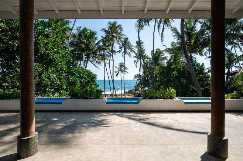 Bellini Blue Villa - image 15