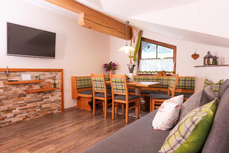 Two-Bedroom Apartment with Balcony image 1