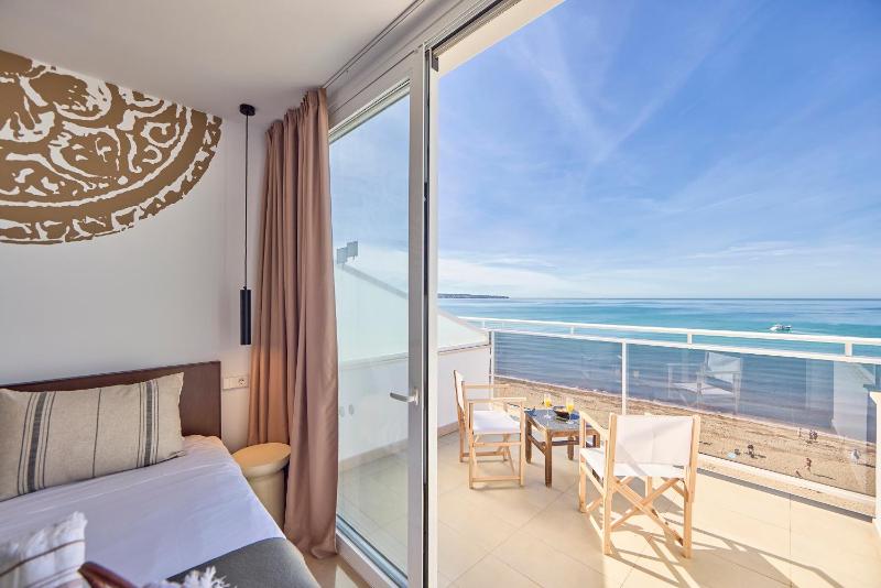 Mandala Double Room Sea View with Terrace image 3