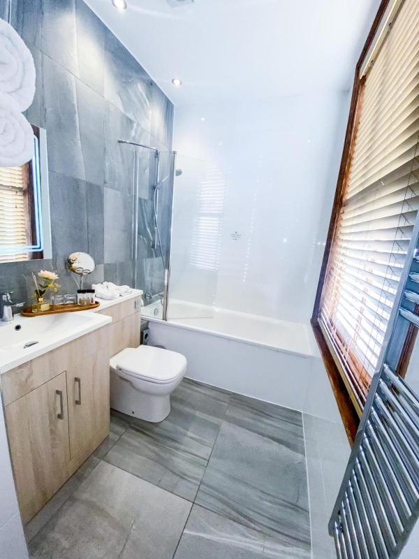 Suite image 3