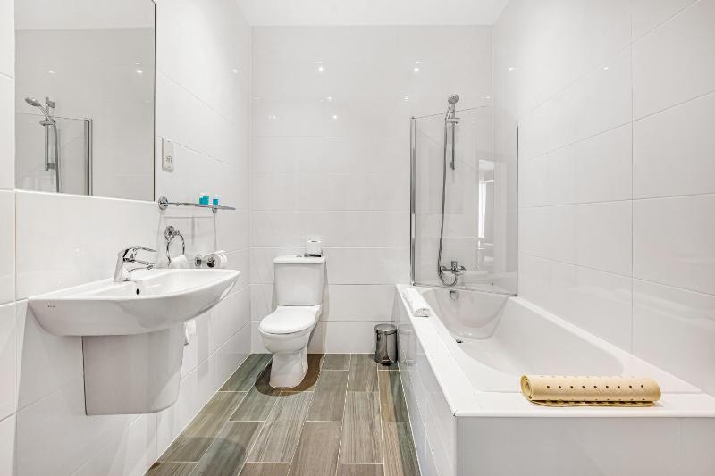 Double Suite image 2