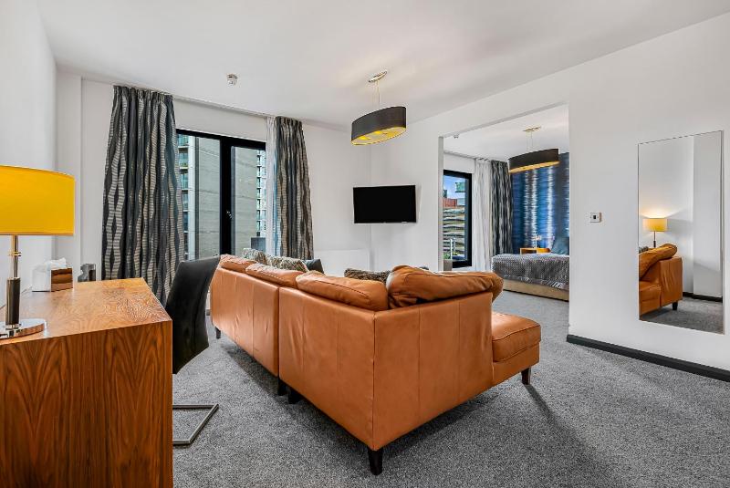 Double Suite image 1