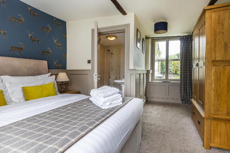 King Room image 3