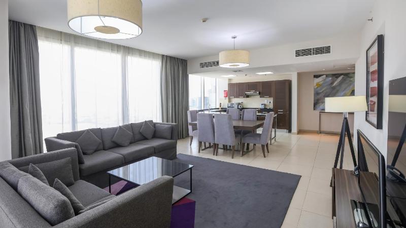 Deluxe Two-Bedroom Apartment image 1