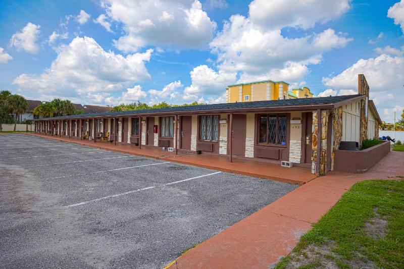 Liberty Inn and Suites Kissimmee near Disney World - image 38