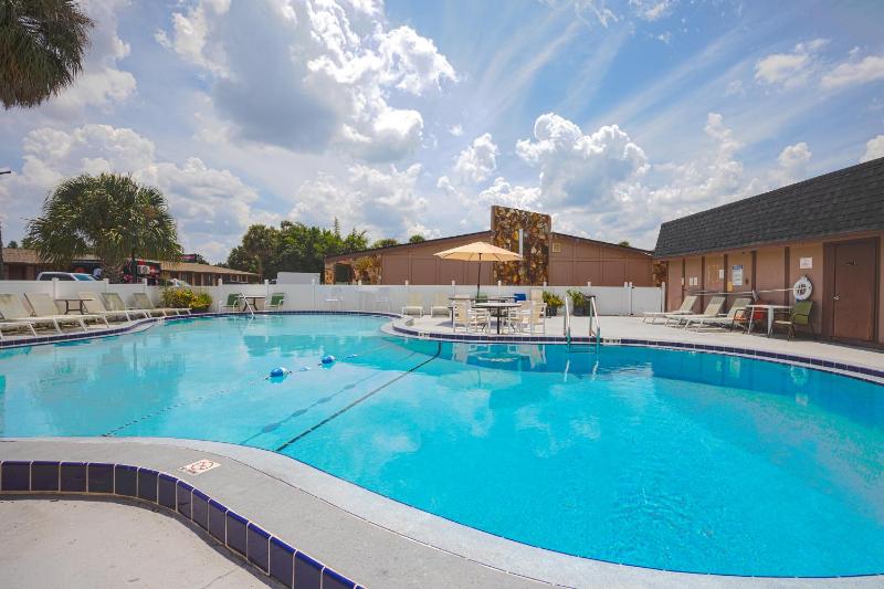 Liberty Inn and Suites Kissimmee near Disney World - image 34