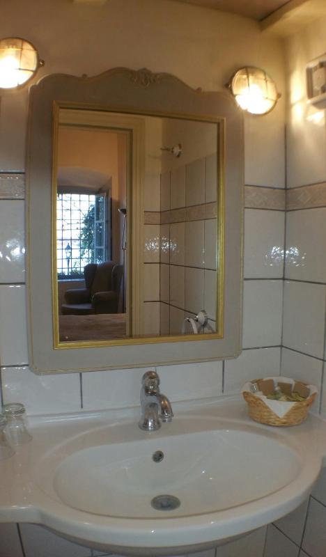 Superior Double Room with Sea View image 3