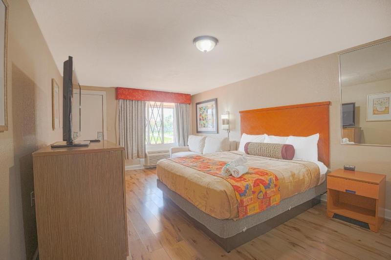 Liberty Inn and Suites Kissimmee near Disney World - image 36