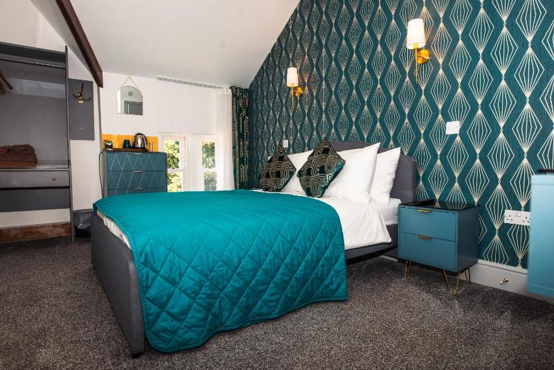 Double Room with Private Bathroom image 1