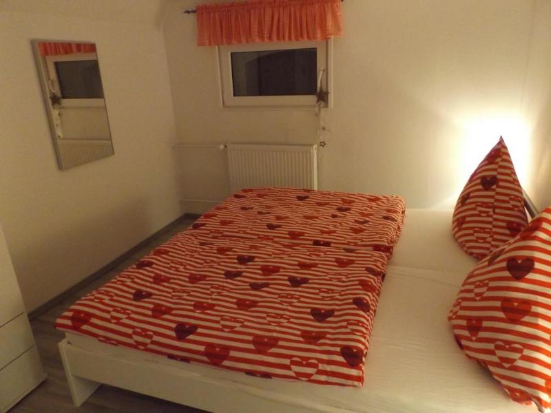 One-Bedroom House image 3