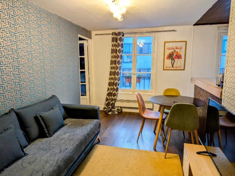 One-Bedroom Apartment image 1