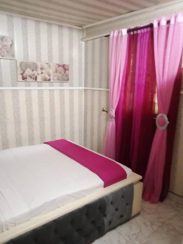 Bonamoussadi Gardens - Piscine-Wifi- Eau- Electricite 24h sur 24 - image 9