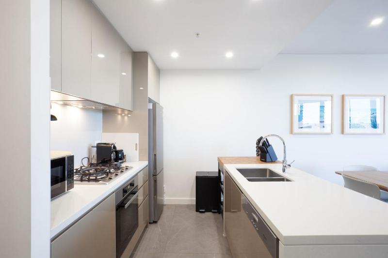 Modern Splendour Macquarie Park I90 - image 2
