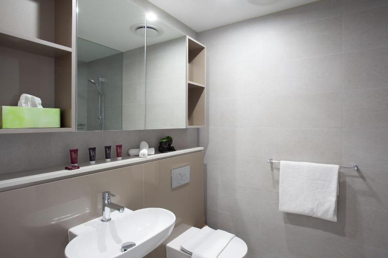 Modern Splendour Macquarie Park I90 - image 12